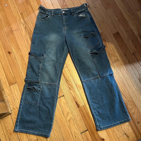Love Cult Womens Cargo Jeans Wide Legged Medium Wash Denim Size Large - Picture 1 of 2